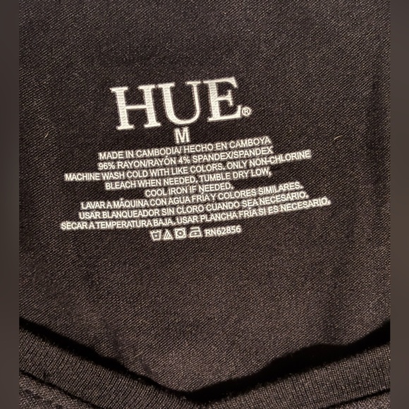 HUE Classic Black Short Sleeve Shirt Size Medium - Picture 3 of 3